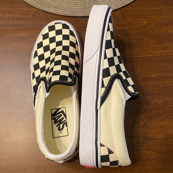 Vans Classic Checkered Slip-Ons woman’s size 6 - Picture 5 of 8